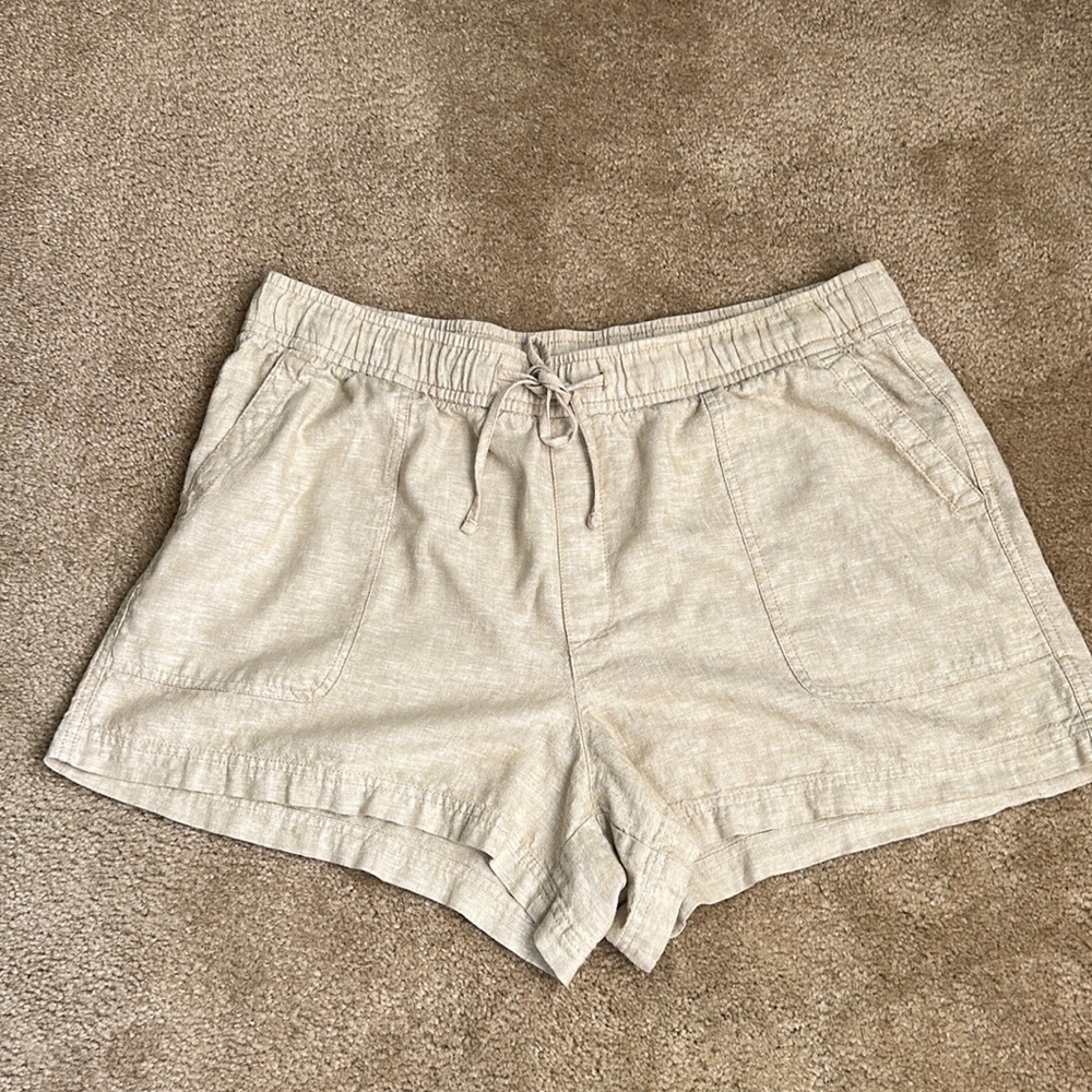 Linen blend shorts